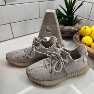 Sesame Yeezy 350 Size 5 in Men